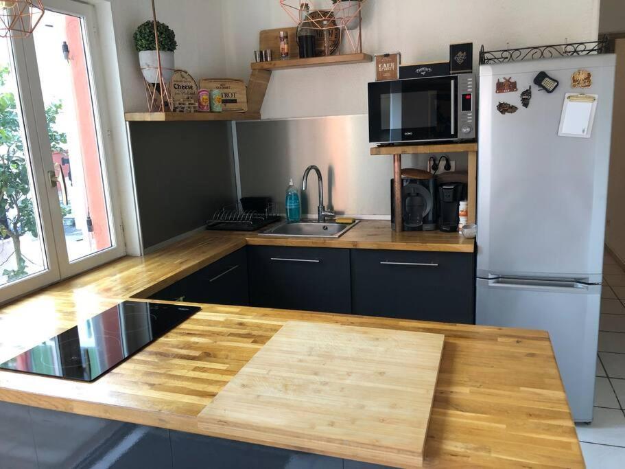 Appartement Proche Toutes Commodites Toulon Luaran gambar